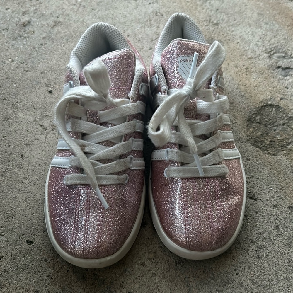 K•SWISS girls sparkle pink with white strips size US 1